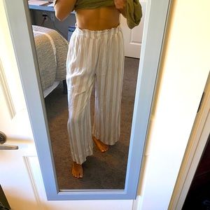 American Eagle flowy pants
